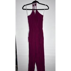 LULU'S FUSCHIA JUMPSUIT SIZE MEDIUM NWT